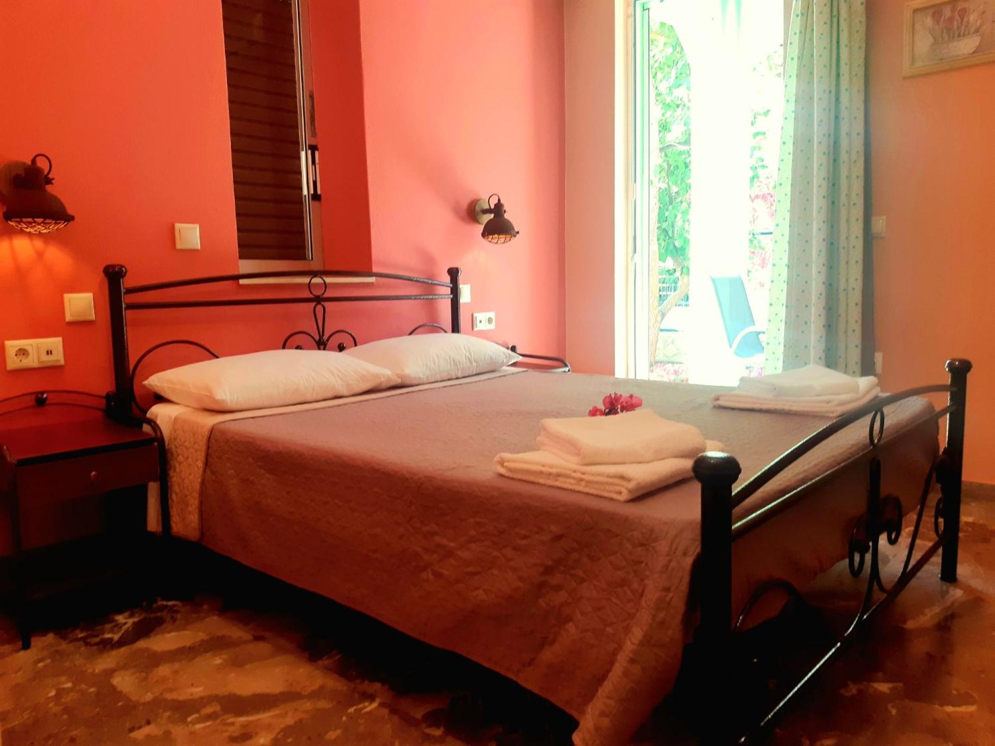 Stamoulis Apartments Agia Efimia 外观 照片
