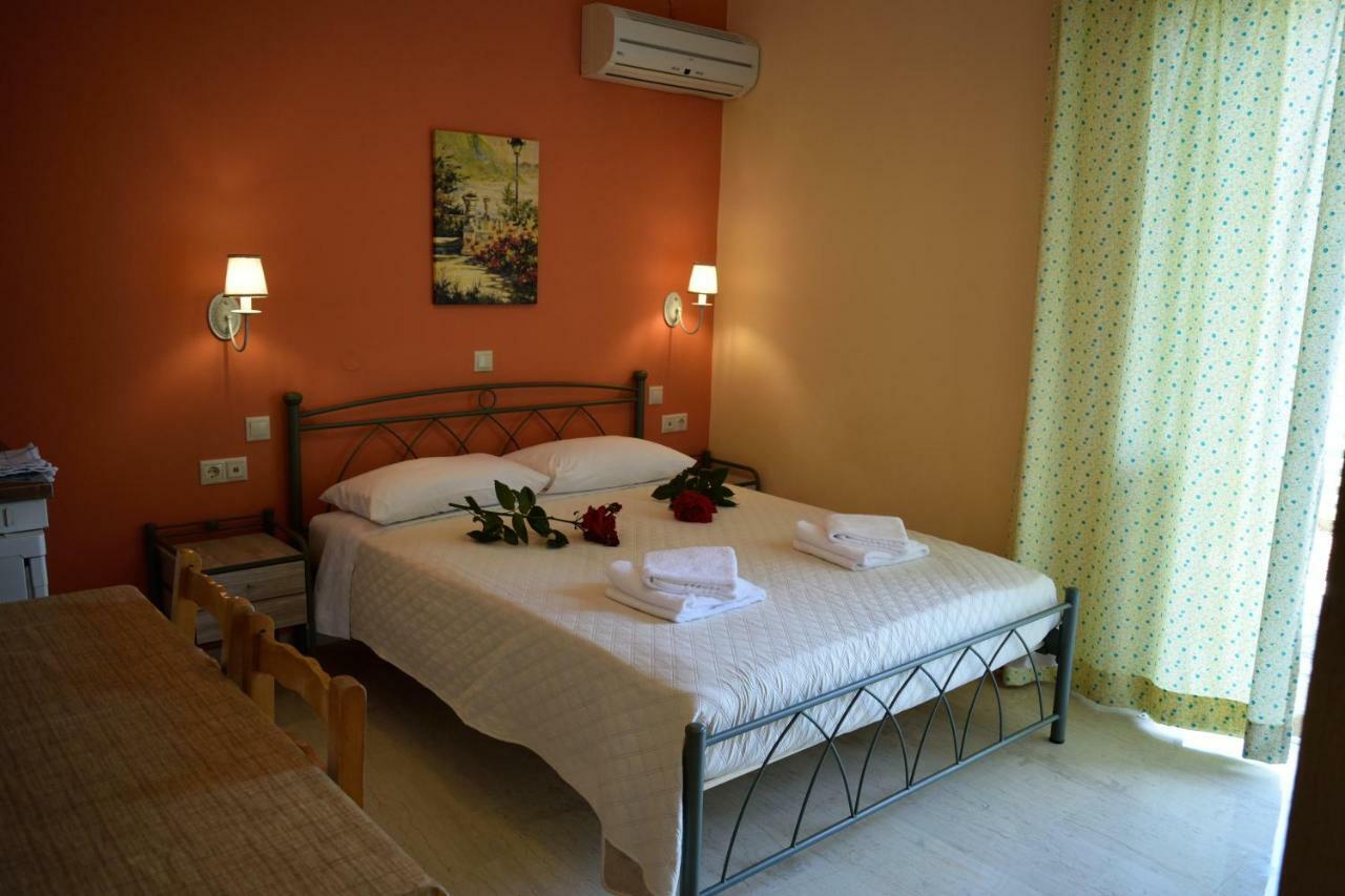 Stamoulis Apartments Agia Efimia 外观 照片